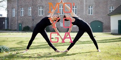 Yoga course - Niederrhein - https://scontent.xx.fbcdn.net/hphotos-xal1/t31.0-8/q82/s720x720/12304483_1637167976532866_599262533801828569_o.jpg - Mo'Yoga