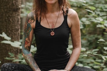 Yoga: Sanfte Kriegerin - Yvonne Sanders - Online Kurs