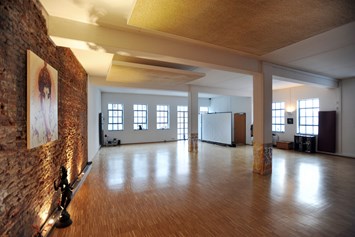 Yoga: unser schöner Yogaraum im Karolinen Viertel - Yogaraum Hamburg - Schule für dynamisches Yoga