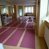 Yogakurs - Übungsraum - Yoga und Ergotherapie Centrum Cafuk