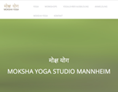 Yoga: Screenshot vom 01.05.2015 (Quelle: http://www.mokshayogastudio.de/) Der Screenshot dient dazu, den Besuchern von yoga-studios.info einen ersten optischen Eindruck vom Yogaangebot des Eintrags zu unterbreiten und wird angezeigt, solange der Eintrag noch keine Bilder hinterlegt hat. - Moksha Yoga Studio Mannheim