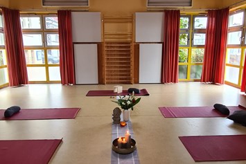 Yoga: Hatha Yoga am Donnerstag

Ev. Familienzentrum Arche
Asselner Hellweg 163
44319 Dortmund Asseln

19:30 - 20:45 Uhr - Carola May, Felt - " YOGI IN THE HOUSE", zertifizierte Yogalehrerin