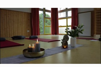 Yoga: Carola May, Felt - " YOGI IN THE HOUSE", zertifizierte Yogalehrerin