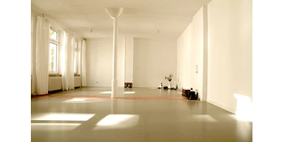 Yoga course - Art der Yogakurse: Offene Kurse (Einstieg jederzeit möglich) - Berlin-Stadt Wedding - Saskia Gräfingholt - gräfingholt.bewegt  @KreuzbergYoga