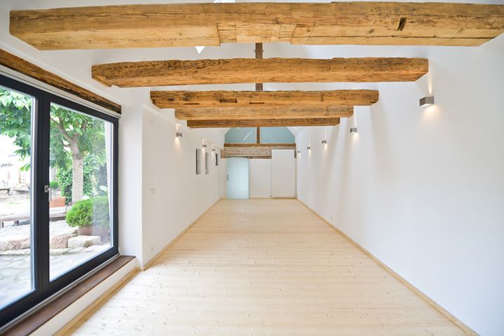 Yoga: https://scontent.xx.fbcdn.net/hphotos-xpa1/t31.0-0/p480x480/133462_376687365734738_140639134_o.jpg - Yoga Haus Kraftshof