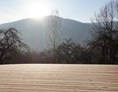 Yoga: Im Sommer nutzen wir auch unsere Terrasse - Raum29 Naturheilkunde & Yoga