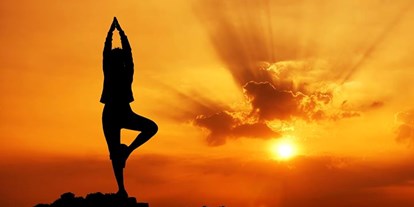 Yoga course - Ellerhoop - https://scontent.xx.fbcdn.net/hphotos-xpt1/t31.0-8/s720x720/10842095_1609603755937153_5459506919098388777_o.jpg - Yoga & Pilates