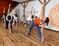 Yoga: https://scontent.xx.fbcdn.net/hphotos-xaf1/t31.0-8/s720x720/462043_363495870359825_39772047_o.jpg - Yoga by Blum
