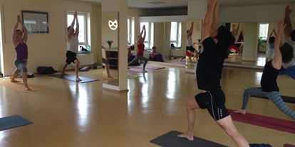 Yoga course - Augsburg Haunstetten - Siebenbrunn - https://scontent.xx.fbcdn.net/hphotos-xpt1/t31.0-0/p180x540/11705533_982556065134519_4958469435064325490_o.jpg - Yoga Balance Augsburg