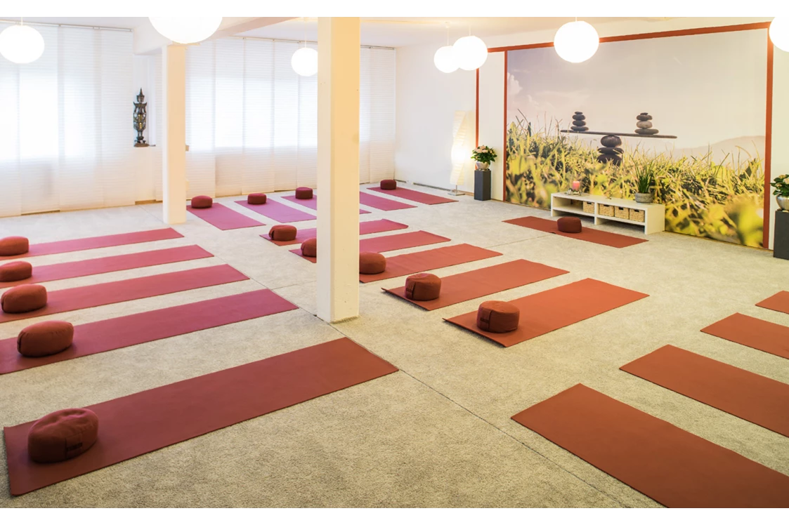 Yoga: AYAS Yoga Akademie großer Seminarraum - AYAS®Yoga Akademie
