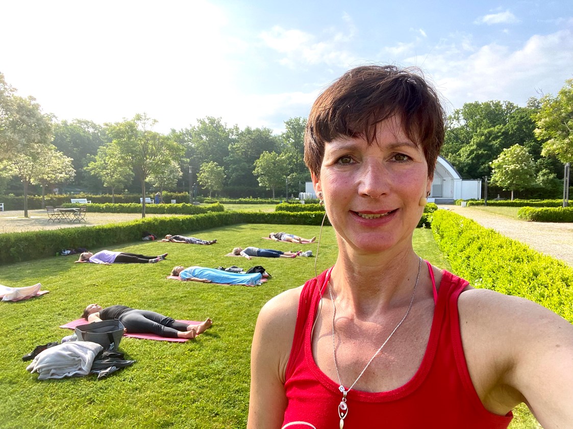 Yoga: Online live, die Alternative zum Präsenzunterricht 🙏 - YOGA MEER - Corinna Lange
