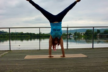 Yoga: Handstand - Ich liebe Yoga