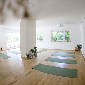 Yoga: Nadjas Yogastube