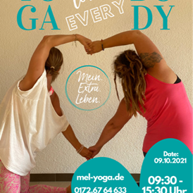 Yoga: Yoga loves every Body - Workshop  - Mein.Extra.Leben.Yoga© Taina Nacke-Langenstein