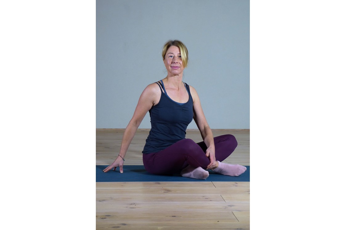 Yoga: Imke Bona - Körperglück mit Yoga und Cantienica®