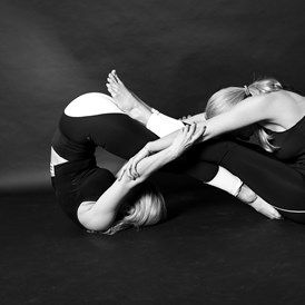 Yoga: Yoga2Relax by Melanie Himmelhan