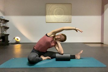 Yoga: Yoga und Mobility steht für Bewegen, Stretchen und Ausgleichen  - Yogaflow Rosenheim