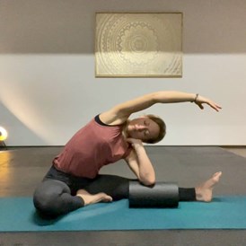Yoga: Yoga und Mobility steht für Bewegen, Stretchen und Ausgleichen  - Yogaflow Rosenheim
