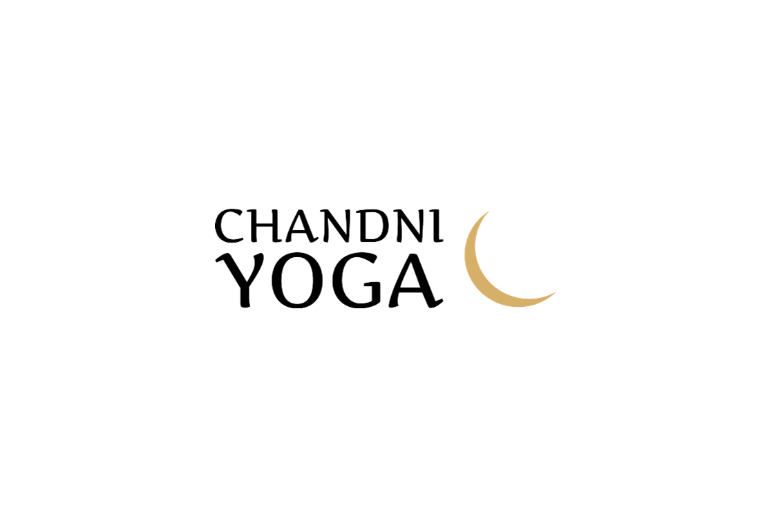 Yoga: Logo - Sarah Chandni Andrä