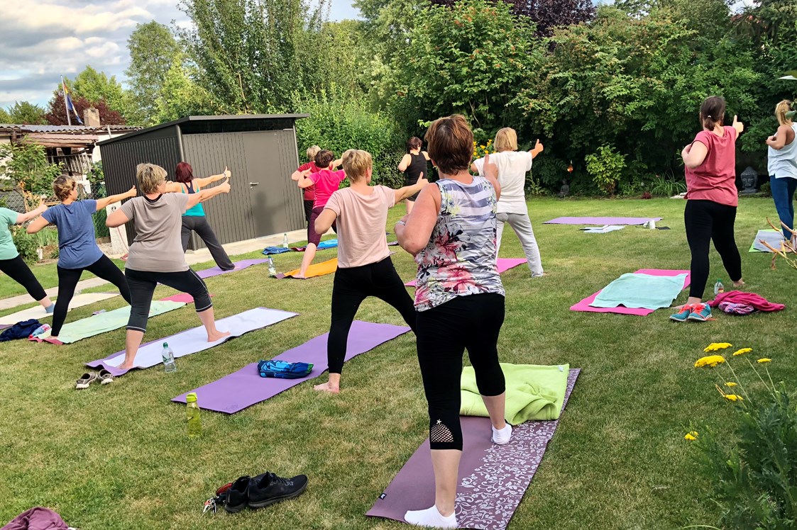 Yoga: Bei schönem Wetter Outdooryoga für Frauen in Pfungstadt bei Darmstadt - Beate Ihrig / Pause vom Alltag