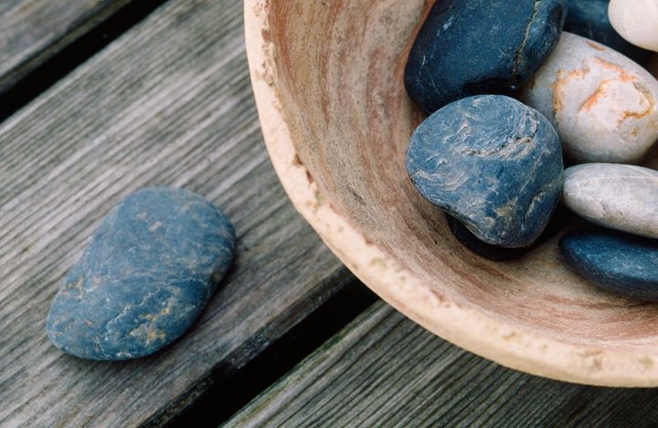 Yoga: https://scontent.xx.fbcdn.net/hphotos-xta1/t31.0-8/s720x720/12186659_1090467000971216_3562287651212743379_o.jpg - Yoga Gastein