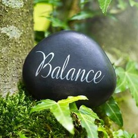 Yoga: https://scontent.xx.fbcdn.net/hphotos-xal1/v/t1.0-9/12279103_861301700657539_8147377412910209257_n.jpg?oh=37dafedabd7e16e361fa39c0d5a1e483&oe=574E44DE - Balance Yoga  Bettina Engelhardt