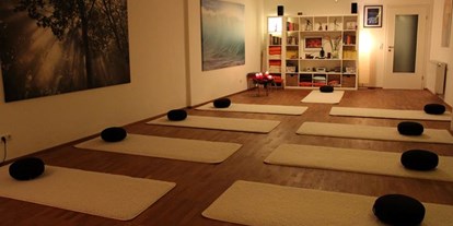 Yoga course - Gaimersheim - https://scontent.xx.fbcdn.net/hphotos-xlp1/t31.0-8/s720x720/10887151_1541881016055456_723365590056520709_o.jpg - Yoga-Mitte-Ingolstadt
