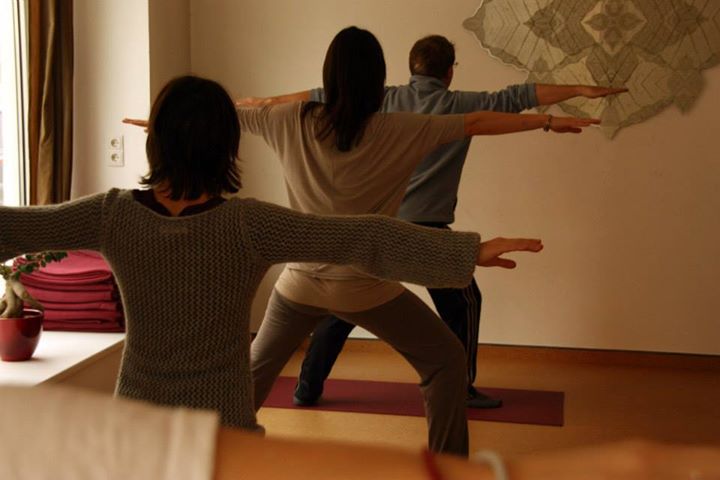 Yogakurs - Tiroler Oberland - https://scontent.xx.fbcdn.net/hphotos-xap1/v/t1.0-0/p480x480/1528607_1454762391409566_577924431_n.jpg?oh=1e7101732d36e2e205cad70a80584ca8&oe=57892FB8 - maitri.at - Yoga leben