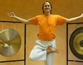 Yoga: https://scontent.xx.fbcdn.net/hphotos-xap1/v/t1.0-9/s720x720/247300_237666156360364_1331122520_n.jpg?oh=62bce1e2414264f2ea326065d3e61b18&oe=574E90D2 - Yoga Vidya Koblenz