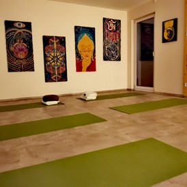 Yoga: Yoga und Qigong mit Judith Mueller 