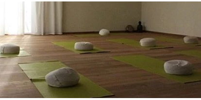 Yoga course - Baden-Württemberg - https://scontent.xx.fbcdn.net/hphotos-xaf1/v/t1.0-0/p200x200/11209592_942473499137114_934912733699820780_n.jpg?oh=45796493e6c788619b4f2ddc39a980f8&oe=57813648 - Yoga In Markdorf