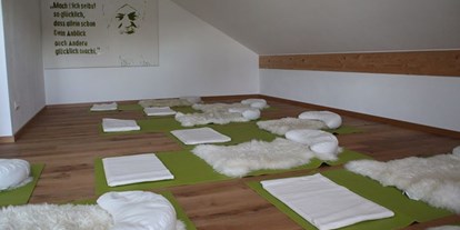 Yoga course - Murnau am Staffelsee - https://scontent.xx.fbcdn.net/hphotos-xap1/t31.0-8/s720x720/12440696_647165085386278_4704103600373487176_o.jpg - Everfresh Yoga