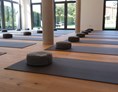 Yoga: Der moderne Yoga Kursraum in Salzkotten - Marlon Jonat | Athletic Yoga in Salzkotten