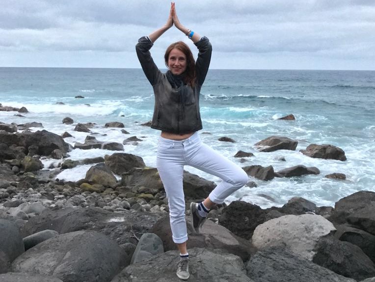 Clase de yoga - Kurse für bestimmte Zielgruppen: barrierefreie Kurse - Alemania - Yoga mit Bruni