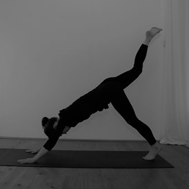 Yoga: Chakra Yoga, Bielefeld und online - Chakra Yoga