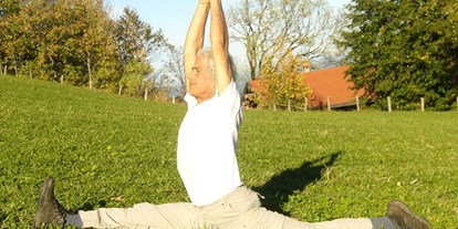 Yoga course - Neubeuern - https://scontent.xx.fbcdn.net/hphotos-ash2/t31.0-8/s720x720/10704360_485415064929854_1892592947006790525_o.jpg - Yoga Zentral
