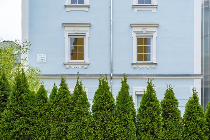 Yoga: https://scontent.xx.fbcdn.net/hphotos-xaf1/t31.0-0/p480x480/11802784_792428994204188_1115332608470116840_o.jpg - Das Yoga Haus