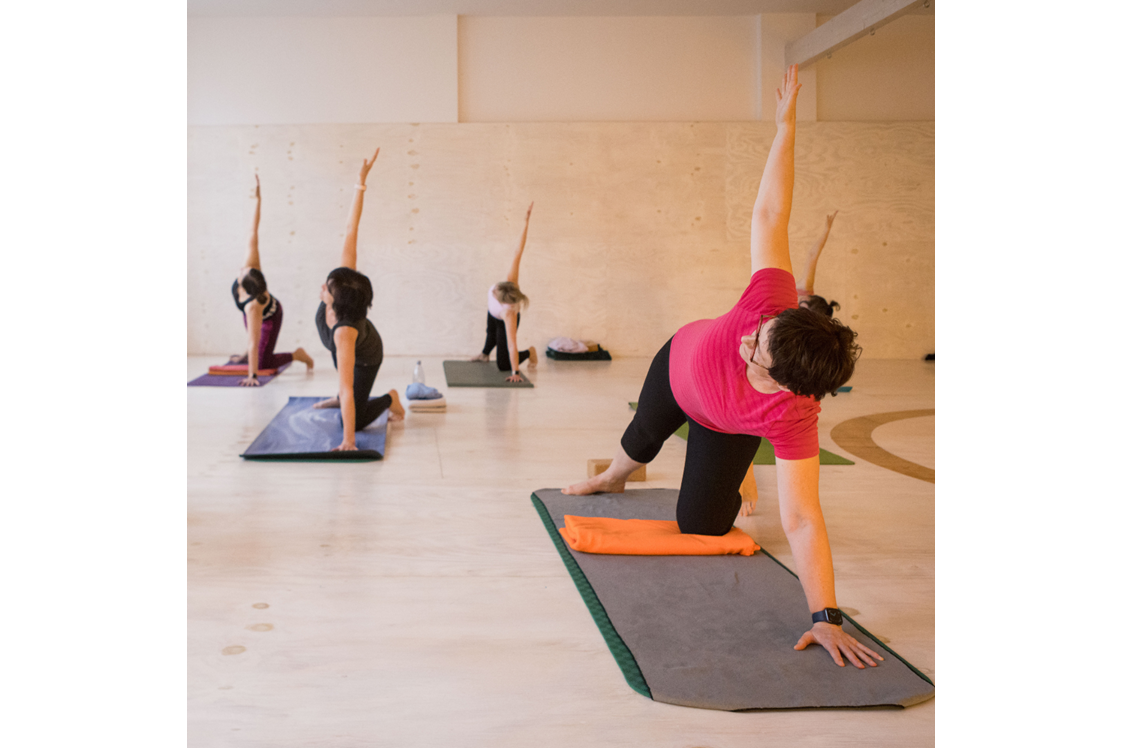 Yoga: Yoga bei HANSinForm - Nadine Hans
