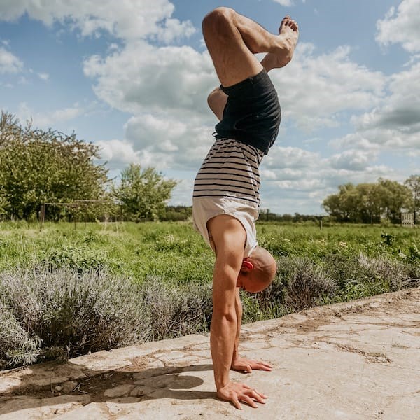 DOY - Deine Online Yogaschule Eindrücke in Bildern Über Kopf - Raum für Ungewohntes