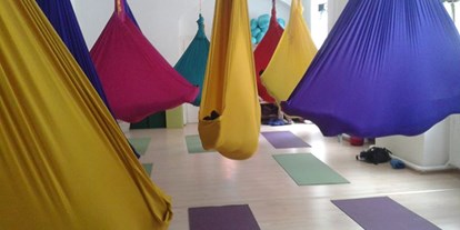 Yoga course - Vienna - https://scontent.xx.fbcdn.net/hphotos-xpt1/t31.0-8/s720x720/11430171_997096813656073_8565752881280369813_o.jpg - Aerial Yoga Vienna